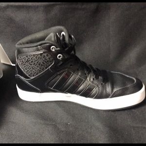 ADIDAS WO SZ 7  BLACK ATHLETIC SHOE RIBBON LACES